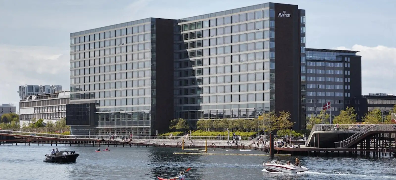 I samarbejde med Madsen og Kastbjerg, havde vi hovedentreprisen for brandsikring af hotellet store ombygning. Unikt projekt vi stolte at være en del af